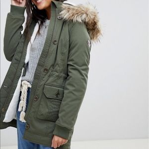 Hollister Parka (fur not included)